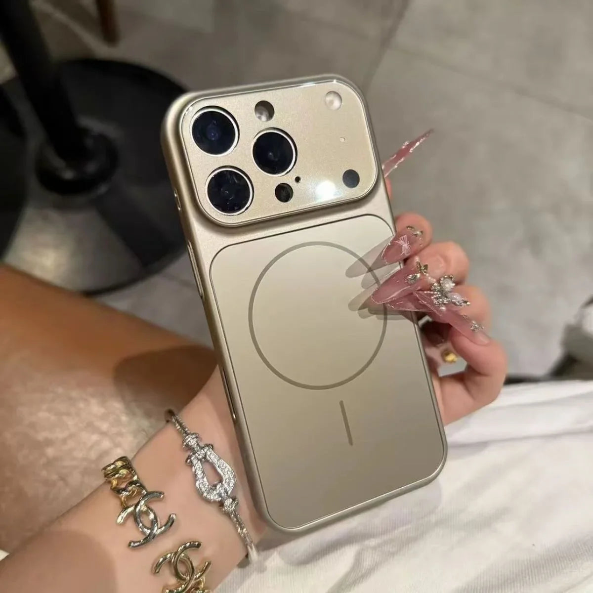 Original AG frosted glass Magsafe phone case for iPhone 17/16/15/14 Pro Max, supports wireless charging