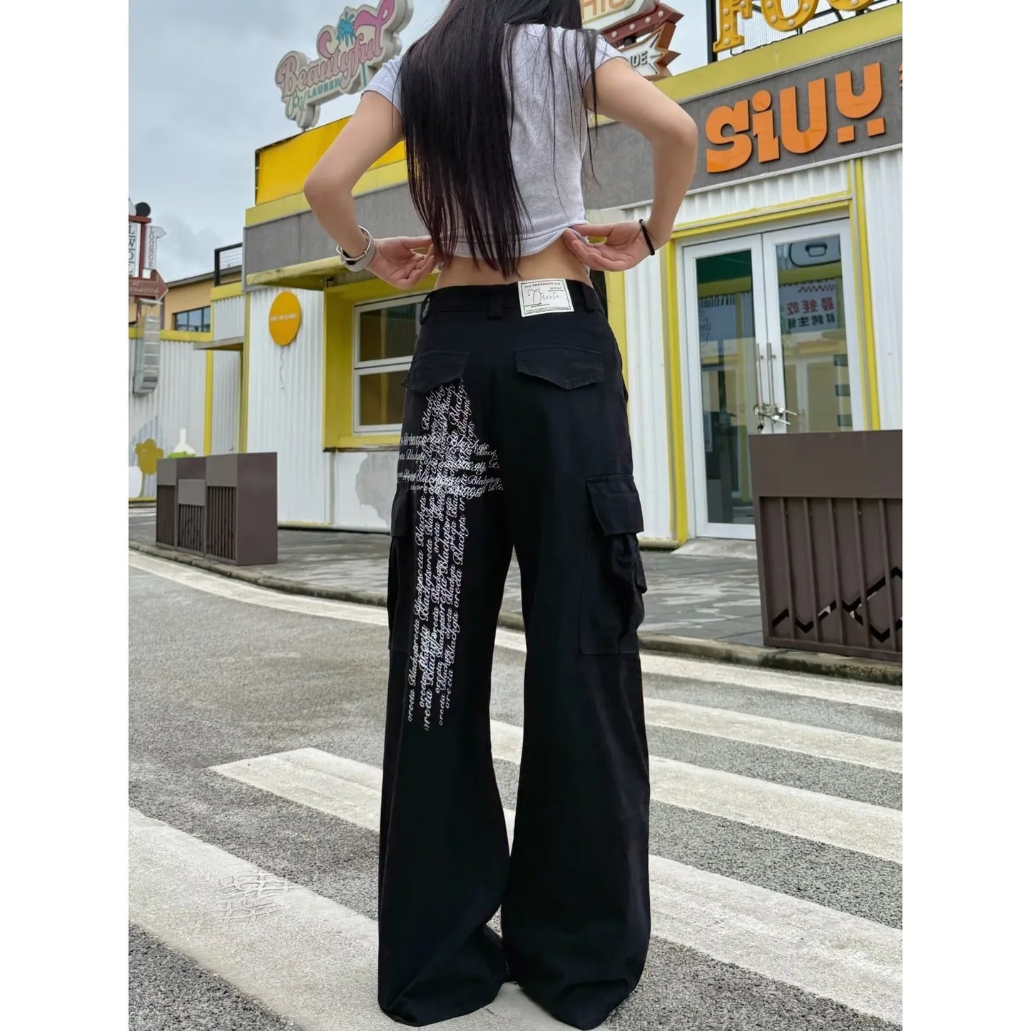 New Ins-inspired minimalist, elegant, fashionable, trendy, versatile, laid-back, Japanese-style, literary, and Harajuku jeans