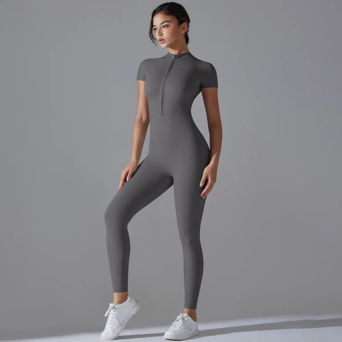 Naked zipper short sleeved yoga suit jumpsuit, quick drying breathable outdoor sports tight fitting jumpsuit, fitness suit